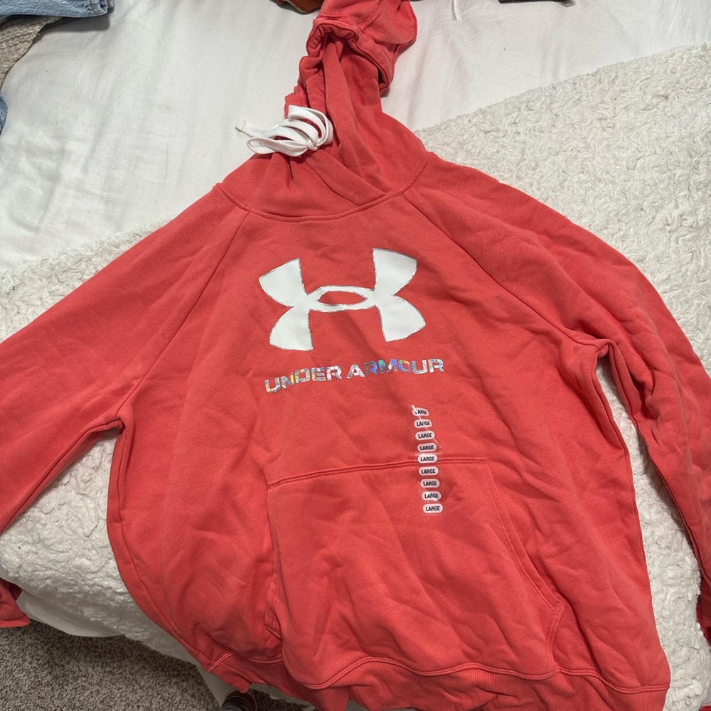 UNDER ARMOUR HOODIE